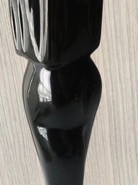 Vintage Black Onyx Man and Woman in Embrace 12 1/4" Figurine Statue